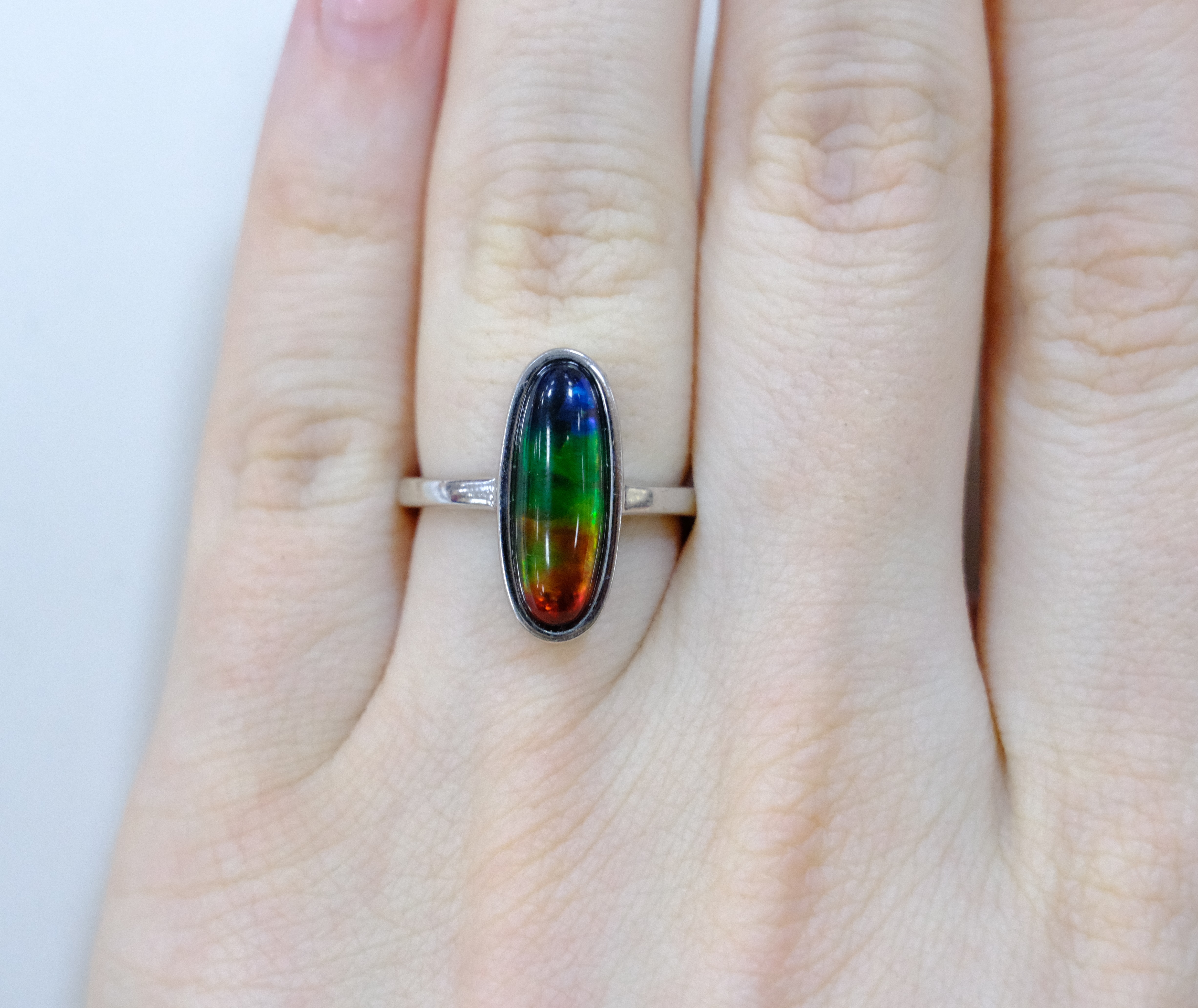 Серебряное кольцо с аммолитом